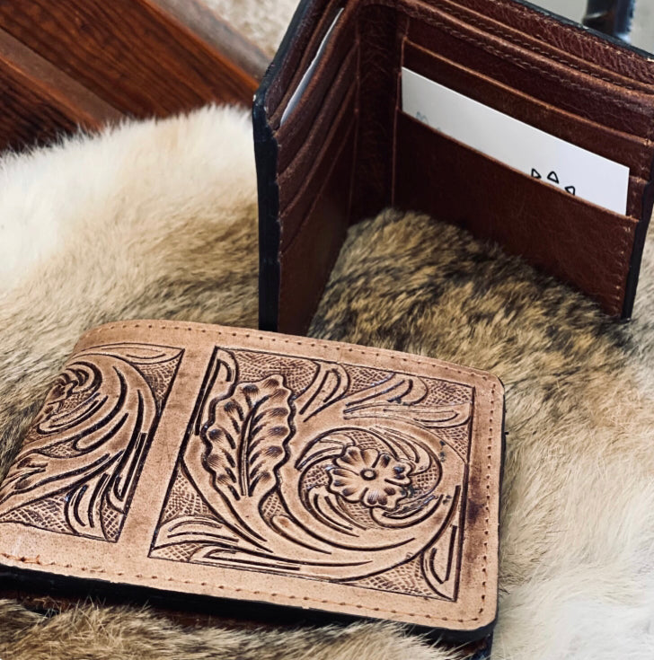 Men’s tooled wallet